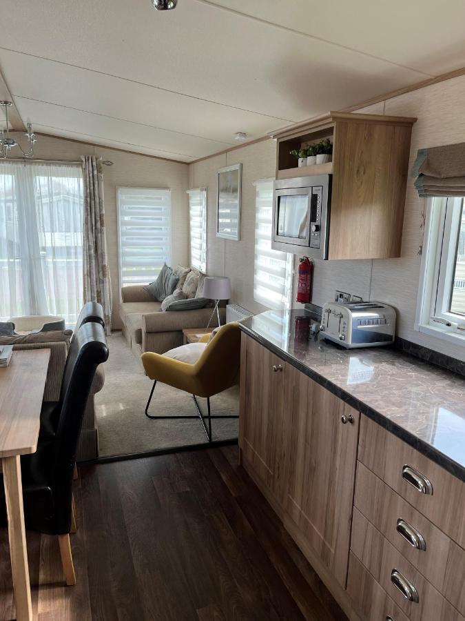 Norfolk Caravan Staycation Pet Friendly Belton with Browston Экстерьер фото