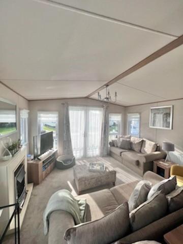 Norfolk Caravan Staycation Pet Friendly Belton with Browston Экстерьер фото